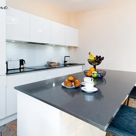 Apartment Wonder - Wyszynskiego 9 Blisko Deptaka Miejskiego, Placu Zabaw I Parku Zdrojowego *
