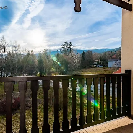 Wonder - Wyszynskiego 9 Blisko Deptaka Miejskiego, Placu Zabaw I Parku Zdrojowego Świeradów-Zdrój